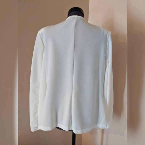 SHEIN | Blazer - Picture 2 of 5